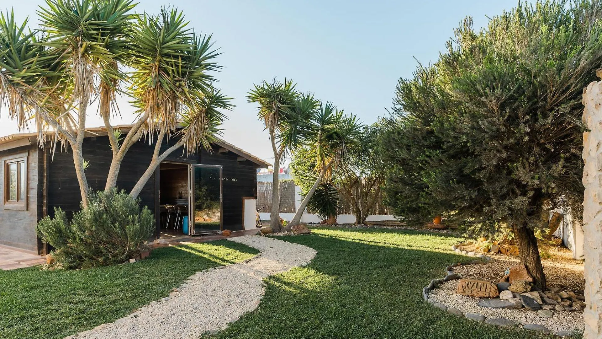 Aldeia Caicara Surf House Hostel Sagres