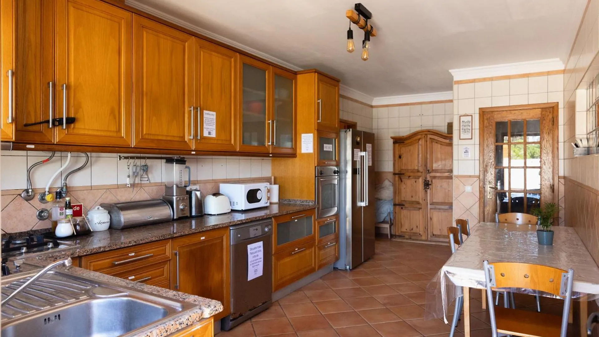 Hostal Albergue Aldeia Caicara Surf House Sagres