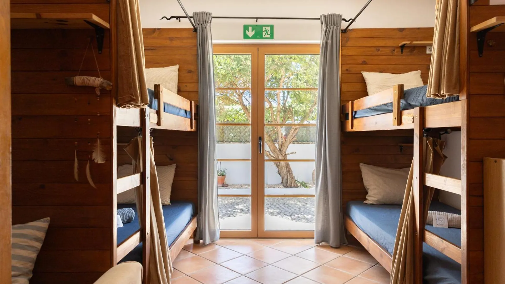 Aldeia Caicara Surf House Hostel Sagres Portugal